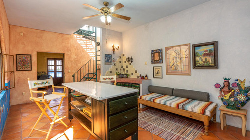 Casa En Renta, Con Terrazas Y Vistas A Una Cuadra Del Centro Histórico De San Miguel De Allende