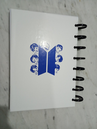 Cuaderno Inteligente De Bts K-pop Con Stickers Y Accesorios Negro