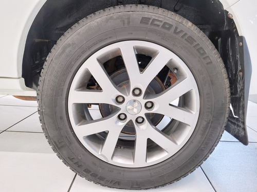 Mitsubishi Pajero TR4 2.0 4X2 16V 140CV FLEX 4P AUTOMÁTICO
