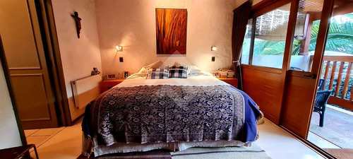 Casa En Venta De 4 Dorm. En Pedro De Valdivia Norte