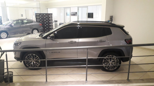 Imagen 4 de 25 de Jeep Compass Limited 1.3 Turbo 2022 +