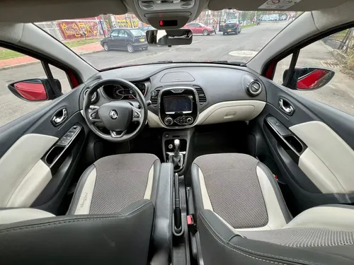 Renault Captur 2.0 Intens Automática
