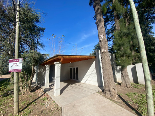 Casa Casi A Estrenar Dos Dormitorios Excelente Zona Barrio Parque - Gral. Belgrano - Bs.as.