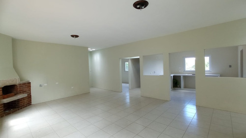 Imagen 2 de 30 de Vendo Muy Bonita Casa De Un Nivel, Lista Para Estrenar, Amplio Terreno, Rodeada De Naturaleza