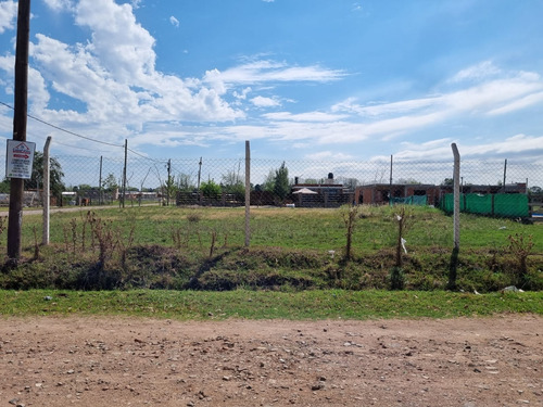 Lote Con Vivienda En Barrio Privado Ciudad Esperanza
