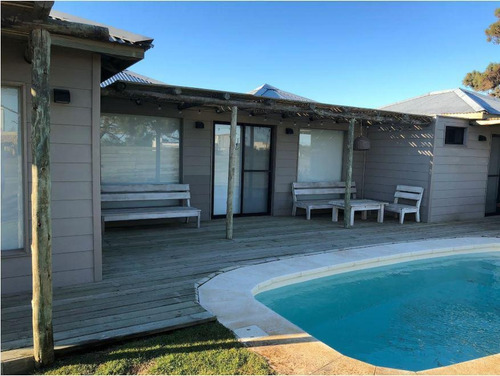 Imagen 3 de 27 de Casa - Balneario Buenos Aires