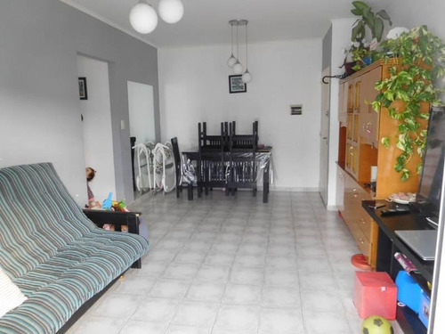 Imagen 6 de 13 de Departamento De 3 Ambientes - Muy Luminoso Y Con Excelente Vista