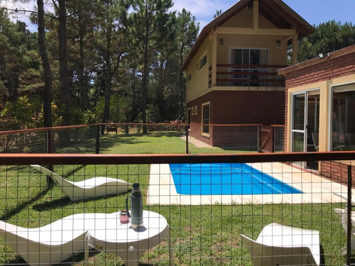 Excelente Casa En Mar De Las Pampas Con Pileta