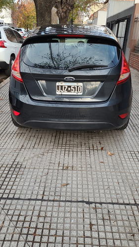 Ford Fiesta Kinetic Design Titanium