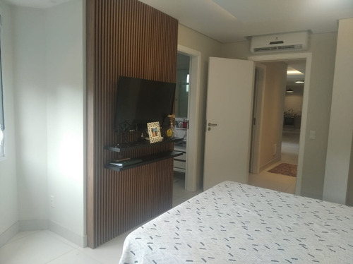 Imagem 13 de 15 de Apartamento A Venda Com 3 Quartos No Bairro Abraao Em Florianopolis - V-81992