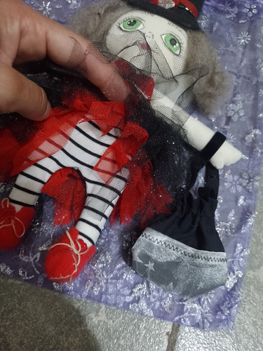 Muñeca Dbruja De Trapo, Tela