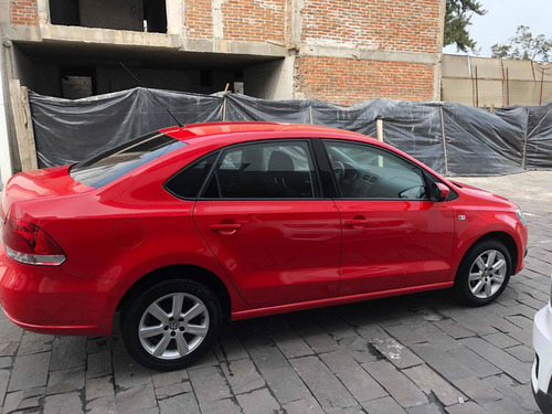 Volkswagen Vento 1.6 Highline At 2015