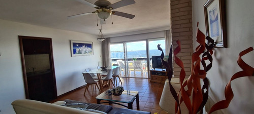 Imagen 9 de 25 de Apartamento En Venta En Punta Del Este, Mansa Frente Al Mar!