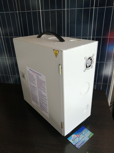 Imagen 5 de 10 de Kit Planta Solar Panel Fv-60 Usb, Bombillos Led 12v Inversor