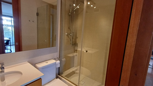 Amoblado / 2 Dorm + Escritorio + Servicios /metro Alcántara