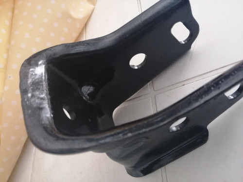 Soporte Base De Caja Toyota Corolla 95-2002.  