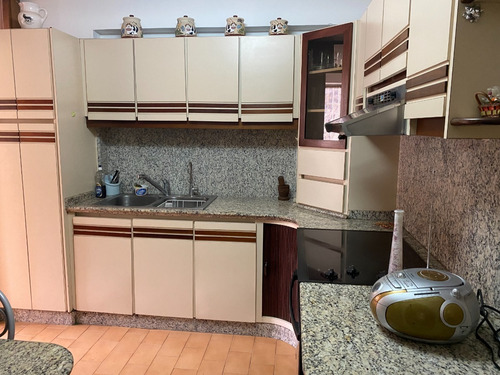 Imagen 23 de 30 de Apartamento En Venta Montalbán Iii- Yolanda Goncalves Rah. Mls#22-20743