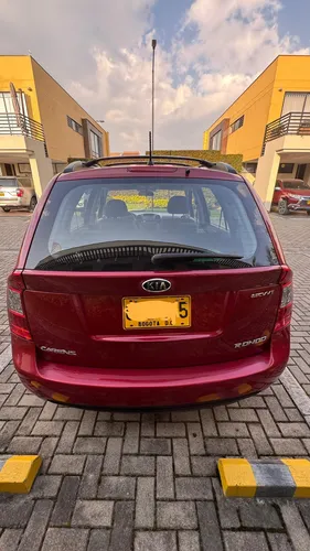 Kia Carens 2.0 Rondo Ex