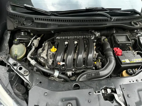 Renault Captur 2.0 Intens Automática