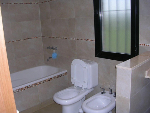 Imagen 13 de 29 de Casa De 3 Dormitorios En Venta Con Pileta Y Galería Hostal Del Sol