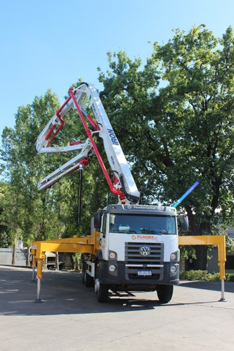 Imagen 3 de 8 de Bomba De Hormigon Extensible 30 Mts - H B 30 K (schwing)