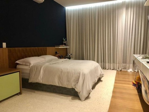 Imagem 8 de 12 de Casa Nova À Venda No Tamboré 01 Com 4 Suítes, Sauna, Vista Para O Lago - Cncr1080