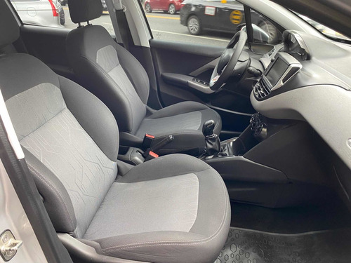 Peugeot 208 1.5 Allure Smeg 2017 Gris Plata Cassano Automobi