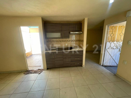 Casa En Venta En 3a. Sección Morelos, San Pablo De Las Salinas, Tultitlán, Mex.