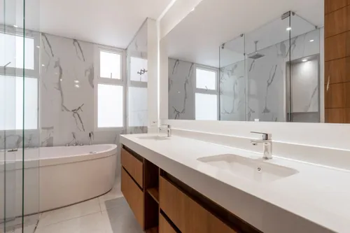 Apartamento En Venta En Chicó Reservado. Cod V16554