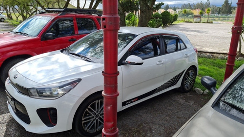 Kia Rio Hatchback Full A/c
