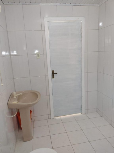 Casa Com 3 Dormitórios À Venda, 72 M² Por R$ 318.000 - Carianos - Florianópolis/sc - Ca3561