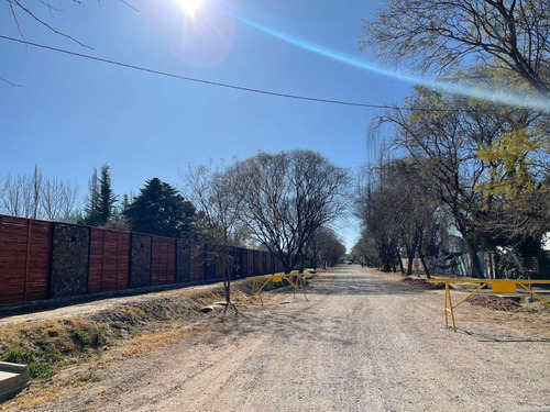Imagen 2 de 12 de Venta Lote B° Privado Jardines De Santa Oliva