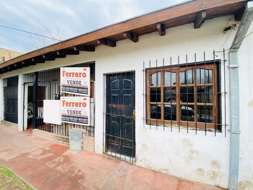 Casa Para 2 Familias En Venta Condicionada En Ituzaingo Norte