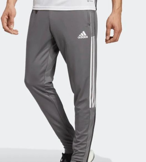 Universal escalera mecánica Buen sentimiento Pants Entubados Adidas | MercadoLibre 📦