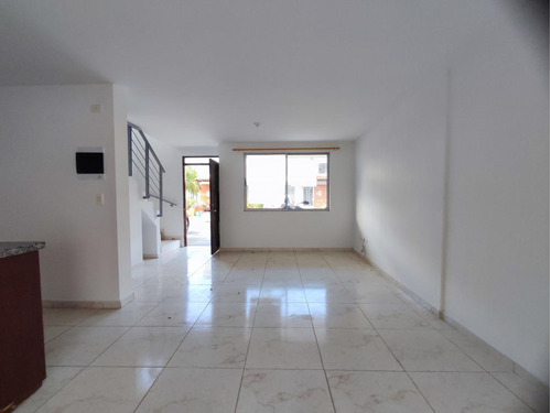 Casa En Venta En Cúcuta. Cod V28355