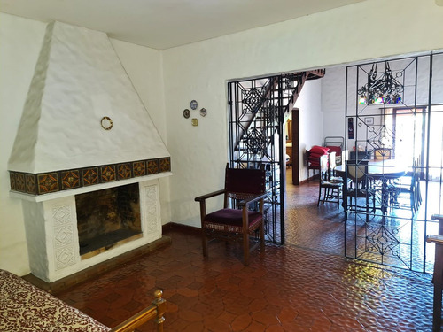 Chalet Estilo Español 5 Amb. En Piñeyro-avellaneda