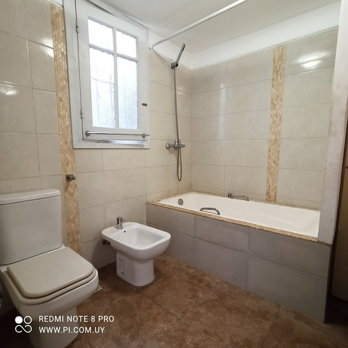 Venta Casa De Altos En El Centro De 3 O 4 Dormitorios
