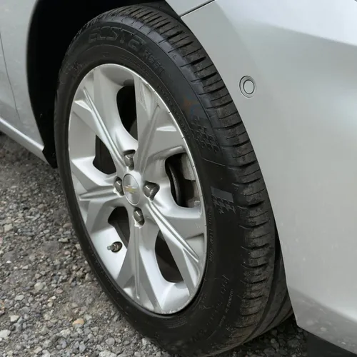 Chevrolet Onix 1.0T Premier Hatch At