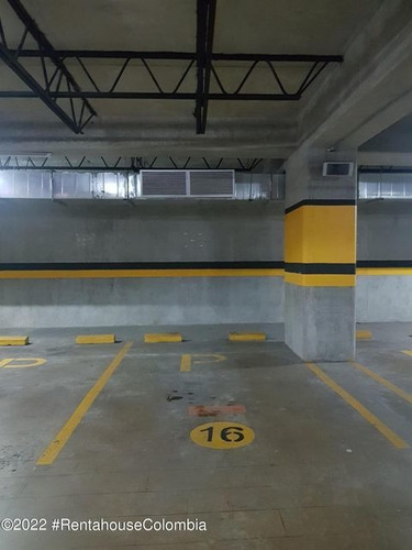 Imagen 3 de 4 de Vendo Comercial En La Castellana C.m 22-2214