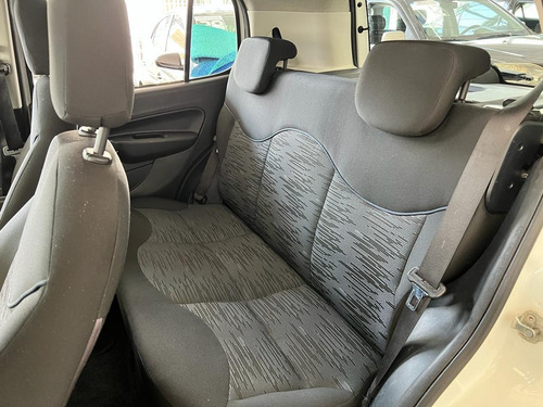 Fiat Uno 1.0 Attractive Flex 5p 5 marchas