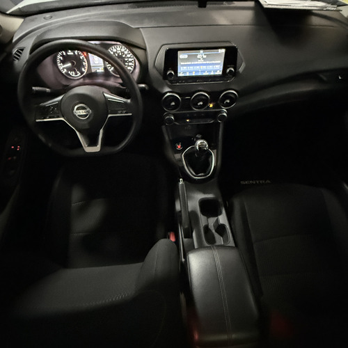 Nissan Sentra 2023