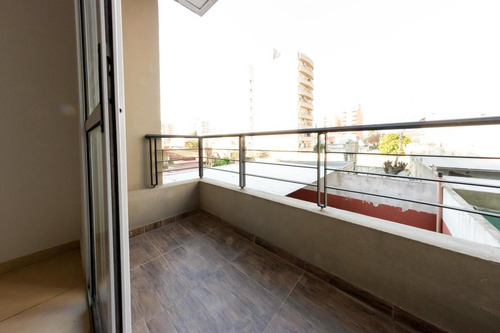 Imagen 2 de 16 de Caseros-departamento De 2 Ambientes Con Cochera Y Balcón.