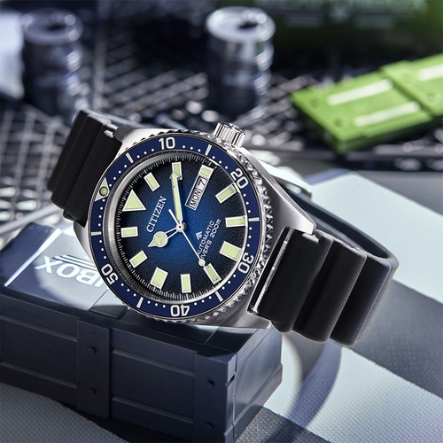 Citizen Promaster Divers Automatico Ny0129-07l Correa Negro Bisel Plata Fondo Azul