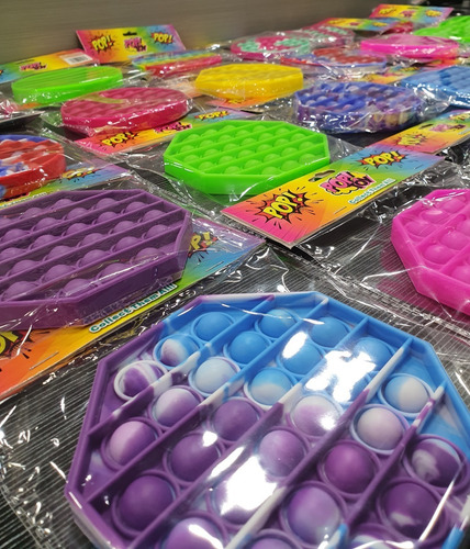 Imagen 3 de 4 de Omg Pop Fidget Juguete Antiestrés Burbuja Surtidos