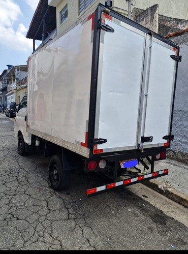 Hyundai HR 2.5 Hd Cab. Curta S/ Carroceria Tci 2p