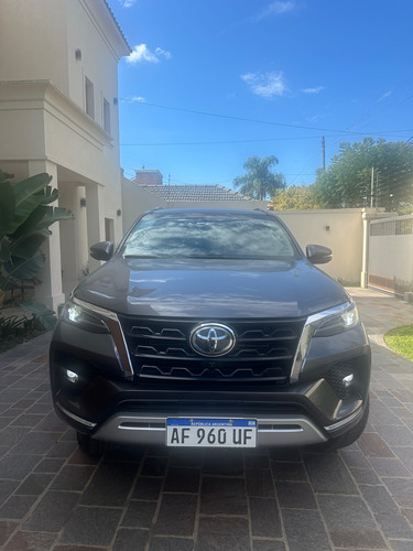 Toyota Hilux SW4 2.8 Srx 177cv 4x4 7as At