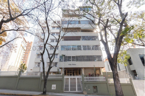 Bello Y Amplio Apartamento En Venta Los Caobos, Caracas  23-11119