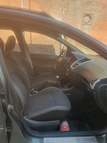 Peugeot 207 2.0 Sedan Xt Hdi