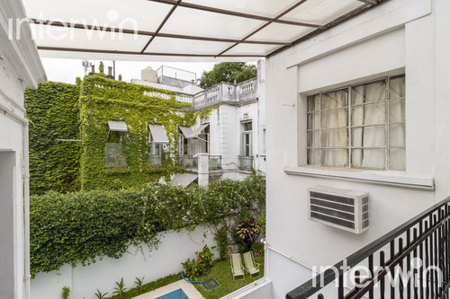 Casa De 8 Amb., Con Piscina Y 3 Cocheras. Belgrano - Venta
