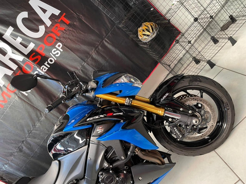 Imagem 3 de 8 de Suzuki Gsx S